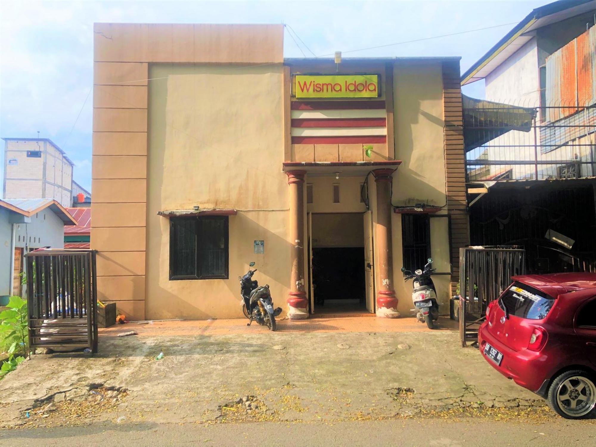 Wisma Idola Palopo Buitenkant foto