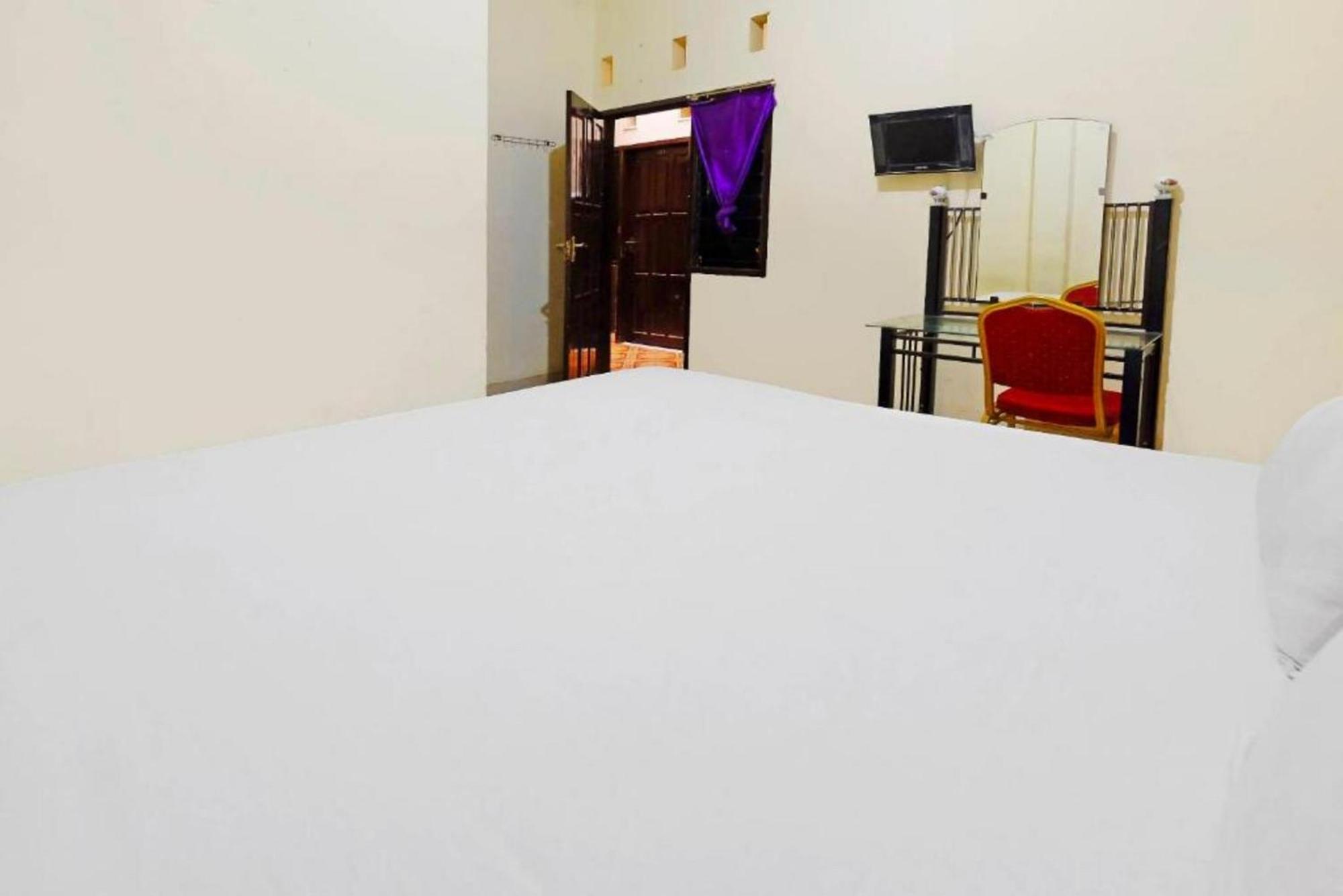 Wisma Idola Palopo Buitenkant foto